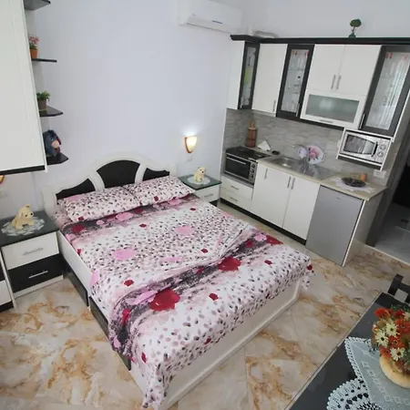 Vila Sunborn Apartment *