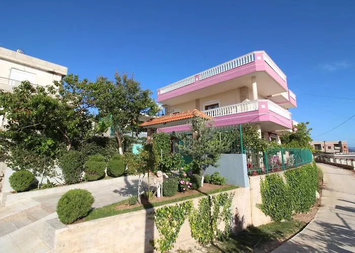 Vila Sunborn Sarande